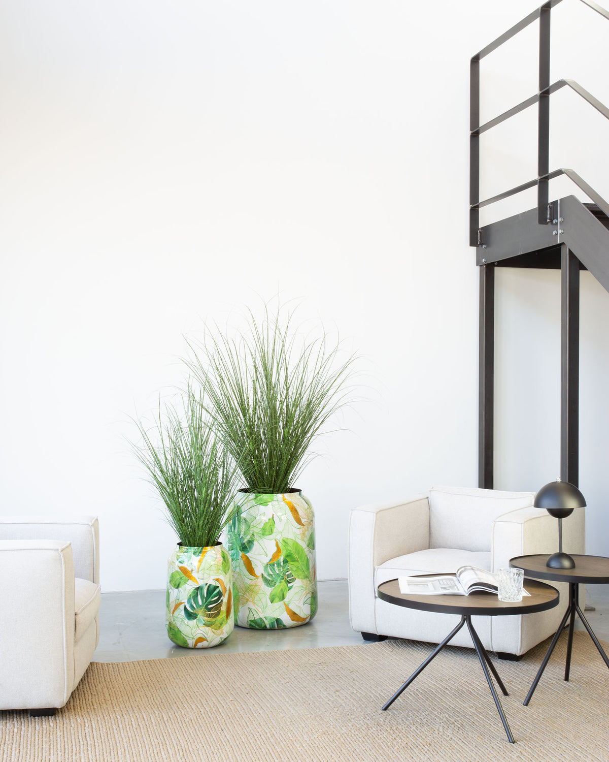 Botanical Grace Bodenvase Set mit Zebragras