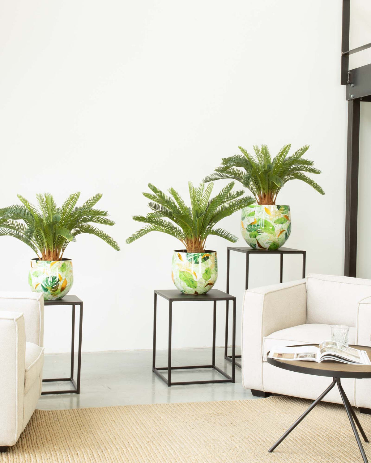 Botanical Grace Tischgefäß Set mit japanischem Sagopalmfarn