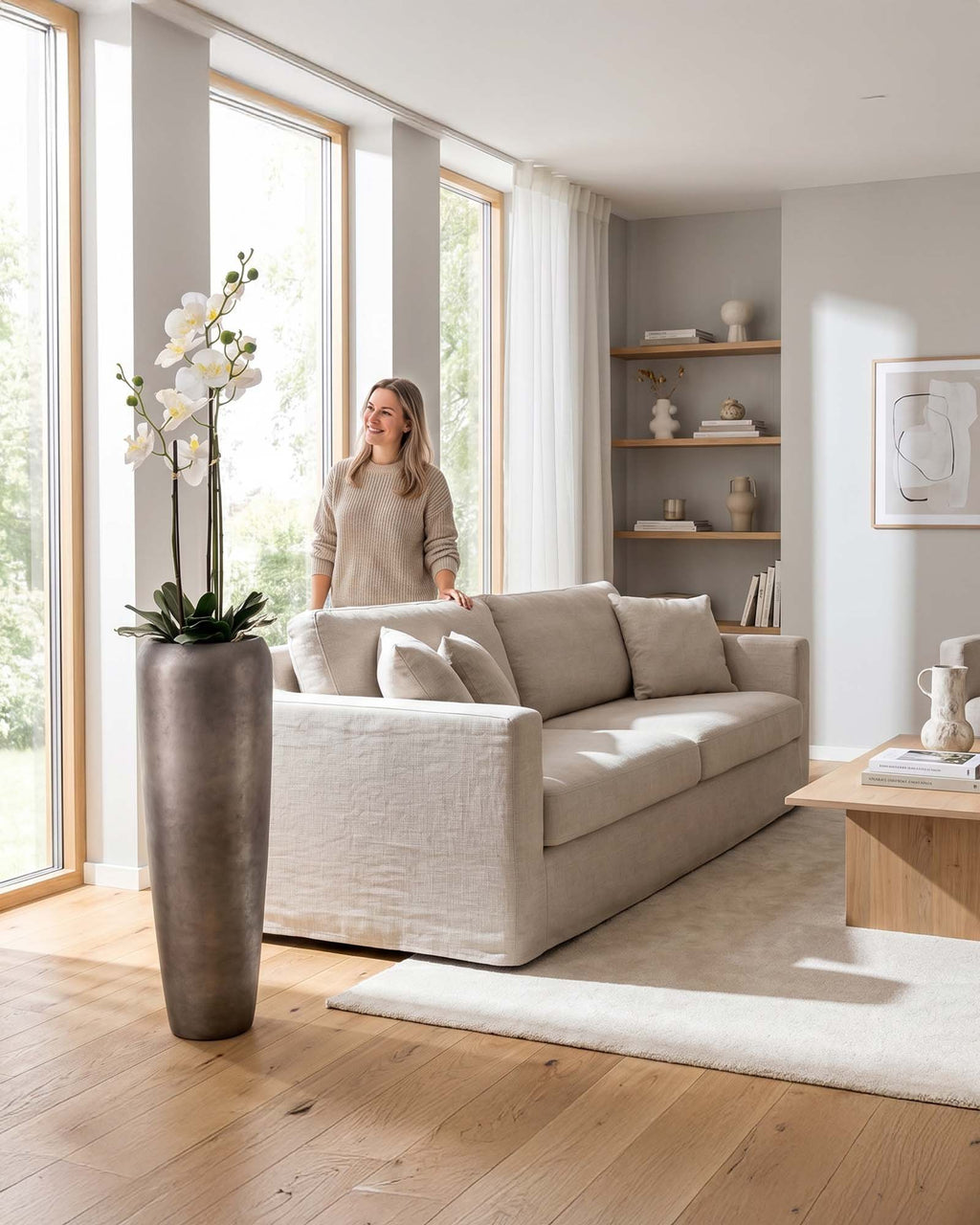 Set Noblesse Bodenvase mit Orchidee Frontansicht für elegante Wohnzimmer Dekoration ohne Pflegeaufwand