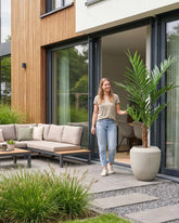 Set aus Calmo Bodengefäß und Forstersche Kentia