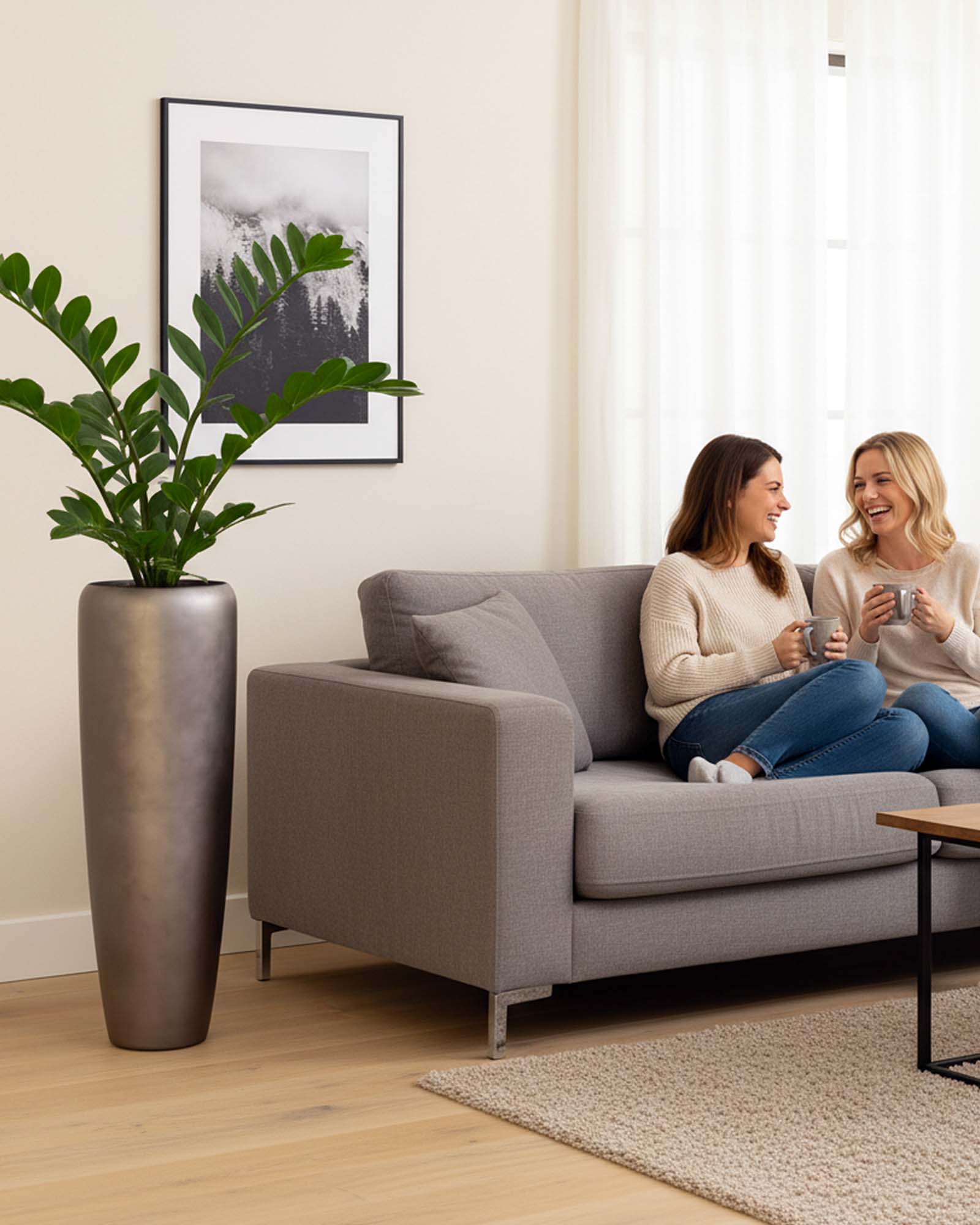 UV-stabile Zamioculcas Glücksfeder Kunstpflanze aus recyceltem Material in der Detailansicht