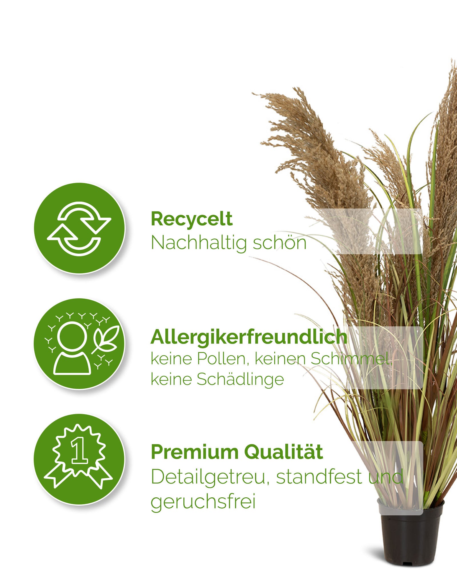 Detailansicht der feinen Blütenwedel einer großen Cortaderia Pampasgras Kunstpflanze aus recyceltem Material.