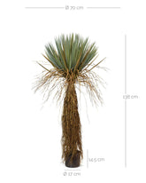 Große Yucca Palmlilie Kunstpflanze Detailansicht der naturgetreuen Blätter aus recyceltem Material