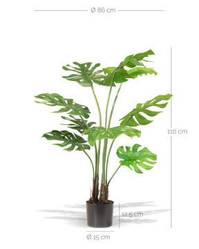 Große Monstera Kunstpflanze mit naturgetreuen Blättern in der Detailansicht für natürliche Eleganz